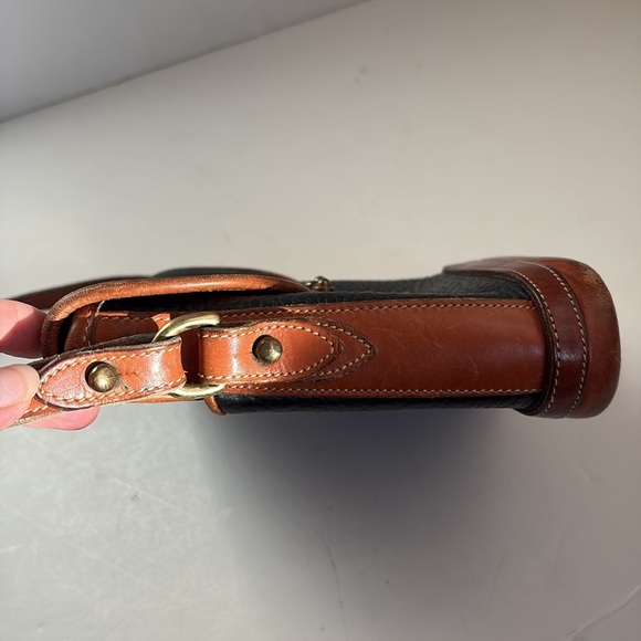 Vintage Dooney & Bourke black leather brown strap and accent mini crossbody - Picture 5 of 16